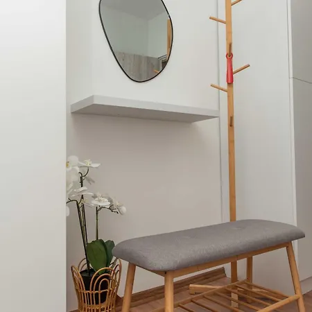 Momento * Kjustendil