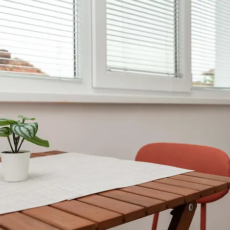 Momento Apartman Kjusztendil