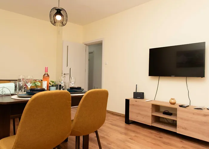 Momento キュステンディル